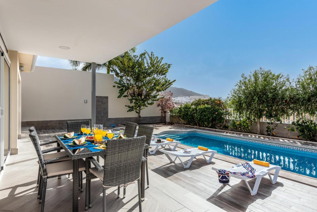 Amazing Villa Medina, Bbq アデヘ エクステリア 写真
